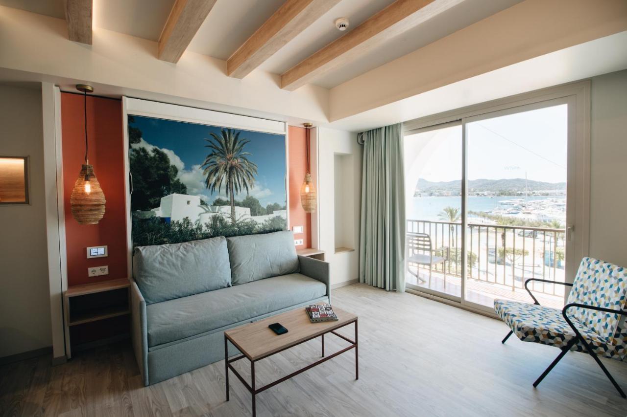The White Apartments (Adults Only) Sant Antoni de Portmany Exterior foto