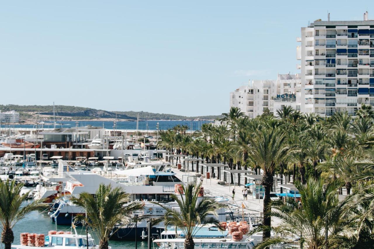The White Apartments (Adults Only) Sant Antoni de Portmany Exterior foto