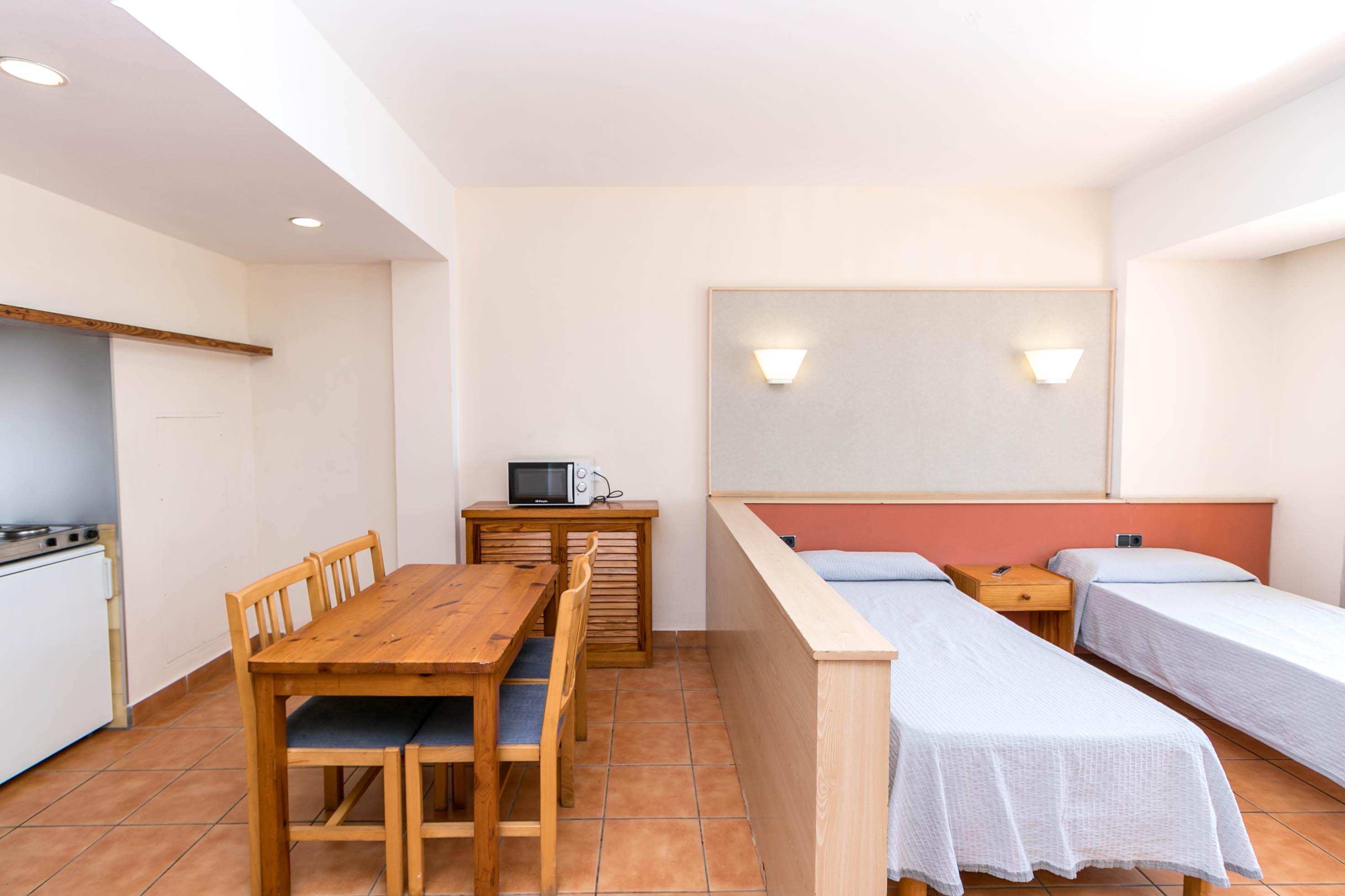 The White Apartments (Adults Only) Sant Antoni de Portmany Exterior foto