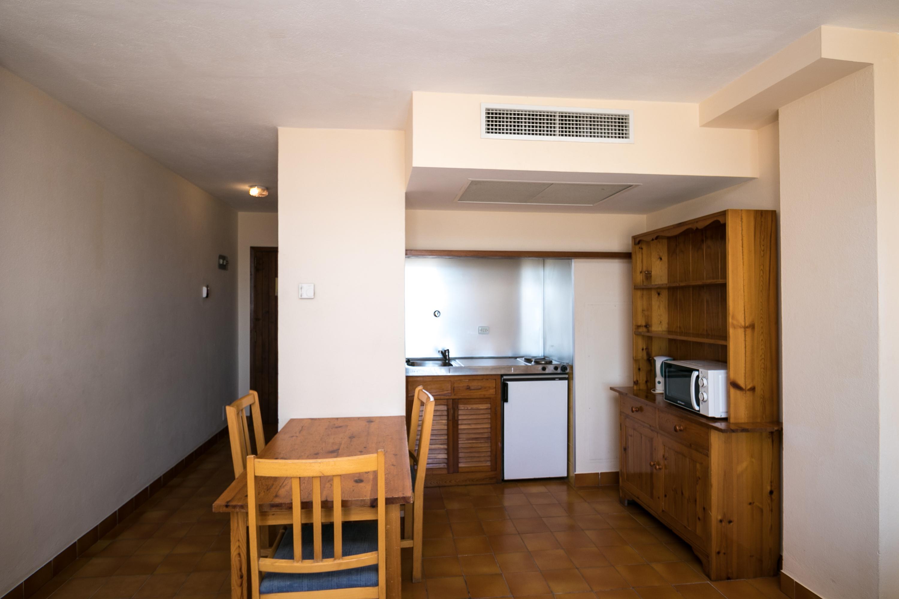 The White Apartments (Adults Only) Sant Antoni de Portmany Exterior foto