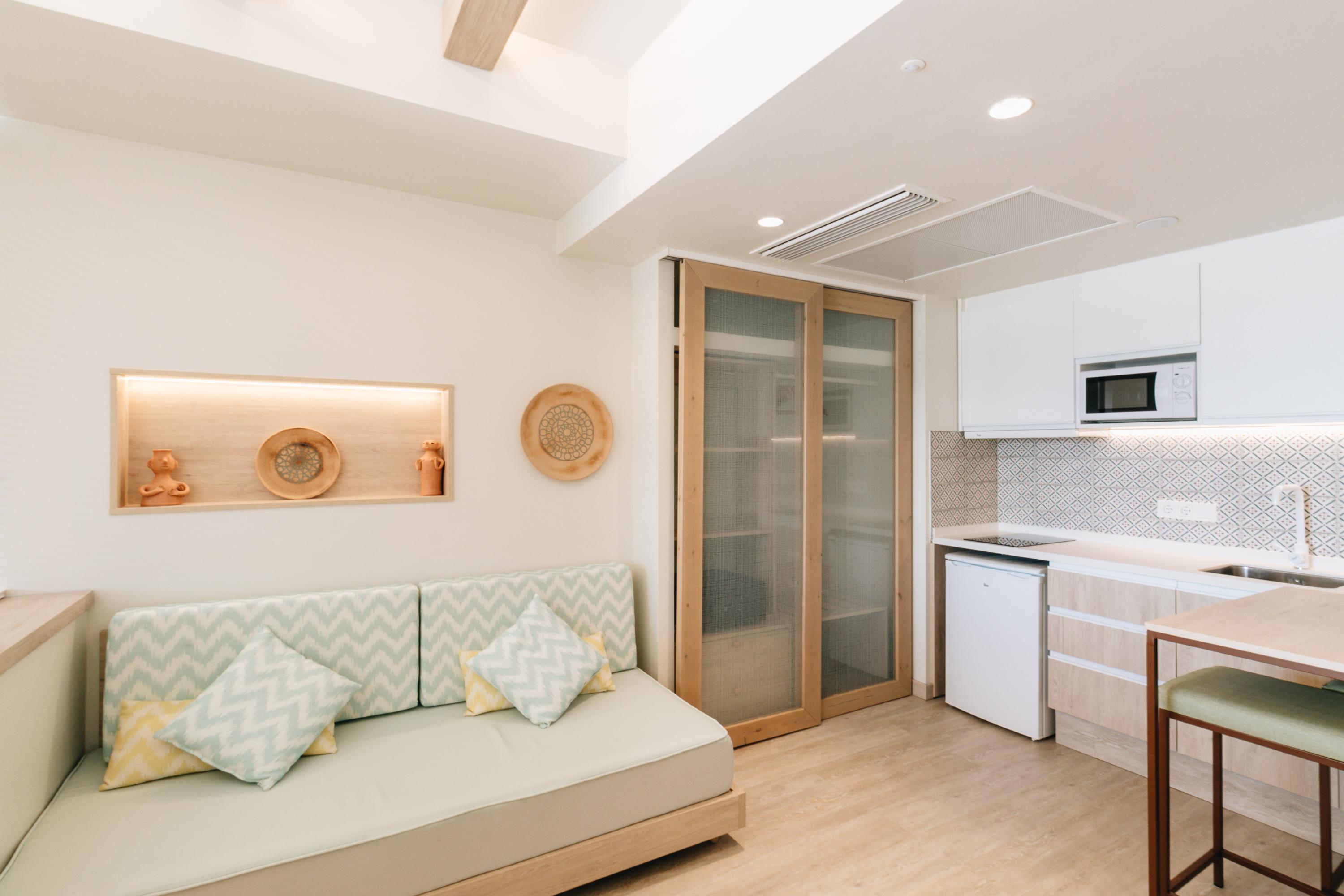 The White Apartments (Adults Only) Sant Antoni de Portmany Exterior foto