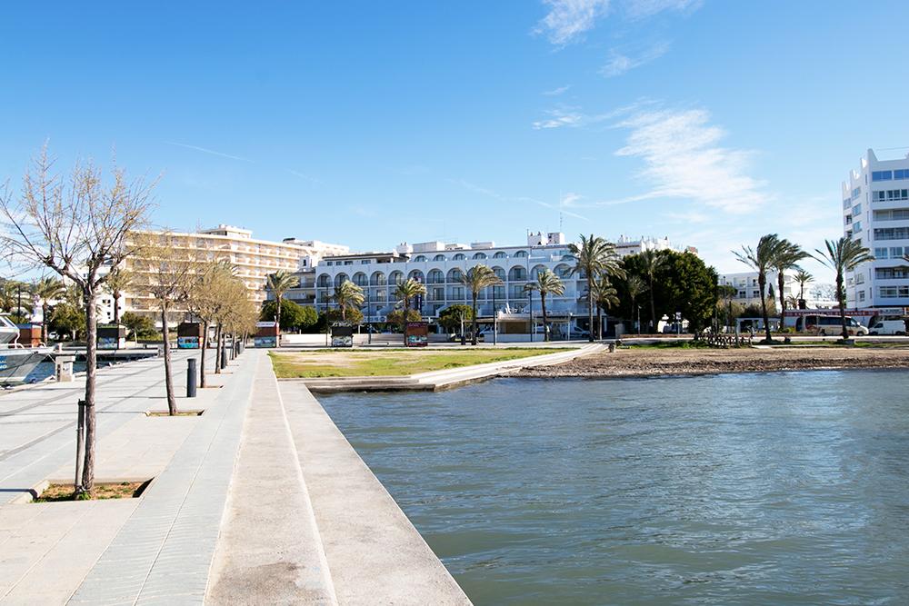 The White Apartments (Adults Only) Sant Antoni de Portmany Exterior foto