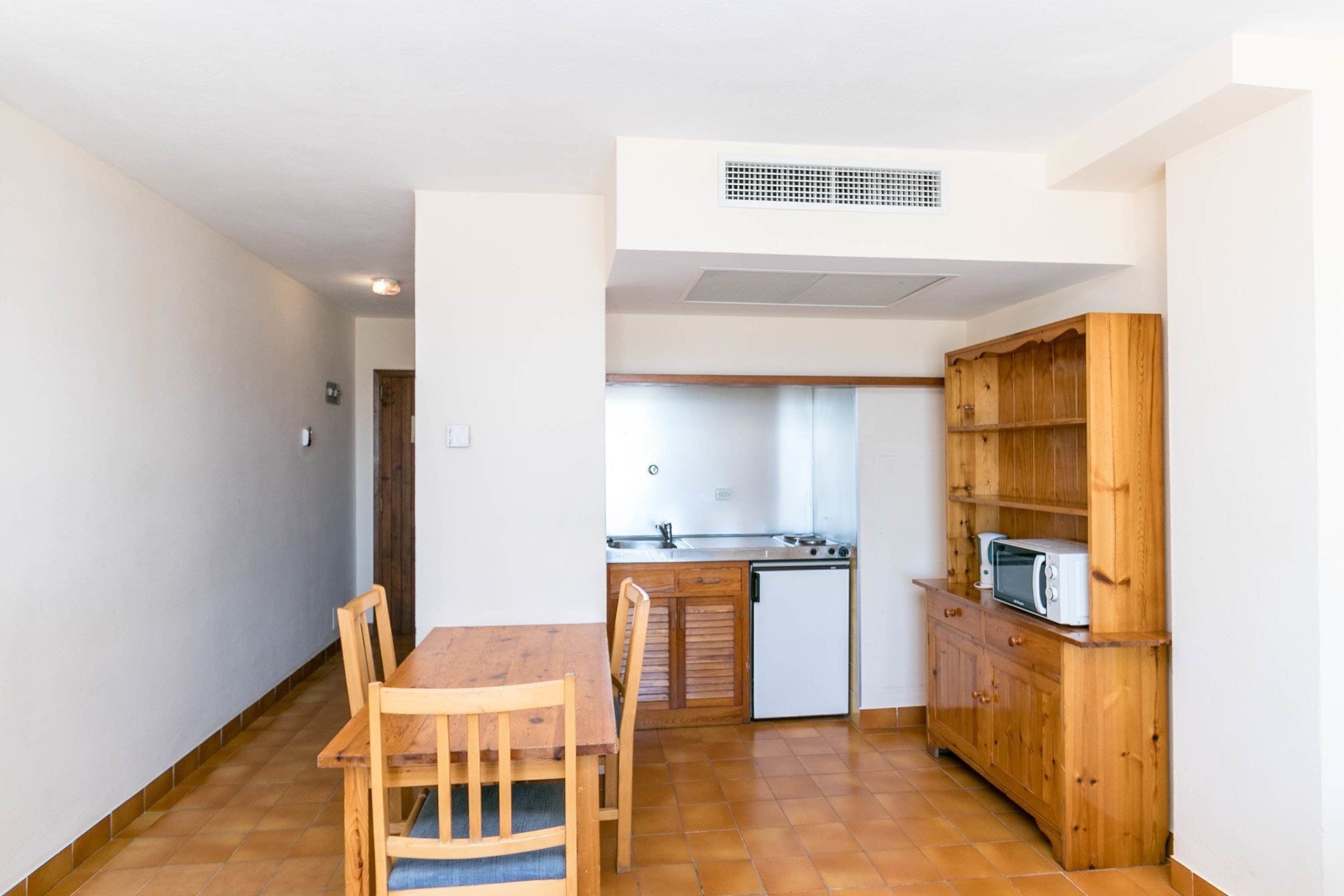 The White Apartments (Adults Only) Sant Antoni de Portmany Exterior foto